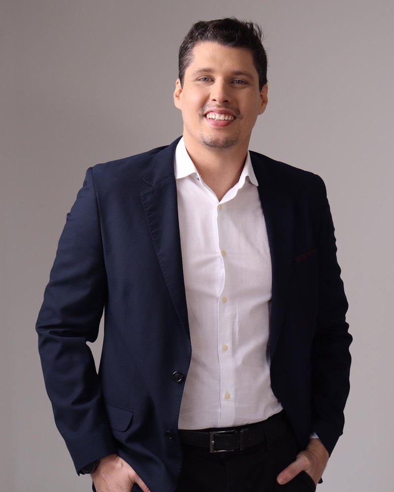 Dr. Gueri Dourado