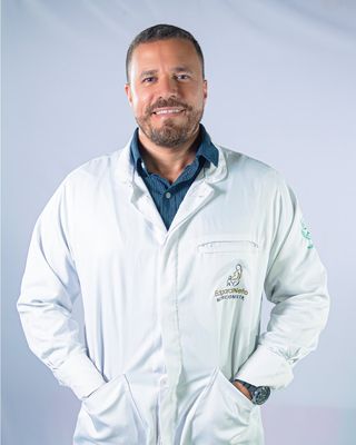 Dr. Edgar Neto